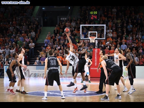 ratiopharm Ulm gegen Quakenbr&uuml;ck @ Ratiopharm Arena - Bild 12