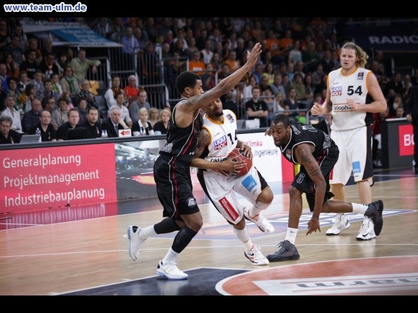 ratiopharm Ulm gegen Quakenbr&uuml;ck @ Ratiopharm Arena - Bild 14