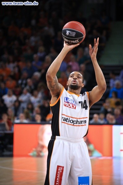 ratiopharm Ulm gegen Quakenbr&uuml;ck @ Ratiopharm Arena - Bild 15