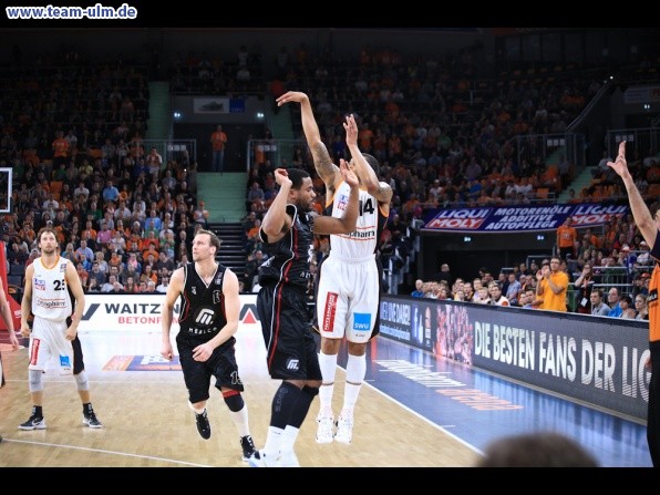 ratiopharm Ulm gegen Quakenbr&uuml;ck @ Ratiopharm Arena - Bild 40