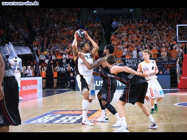 ratiopharm Ulm gegen Quakenbr&uuml;ck @ Ratiopharm Arena - Bild 42