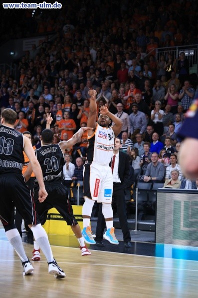 ratiopharm Ulm gegen Quakenbr&uuml;ck @ Ratiopharm Arena - Bild 56