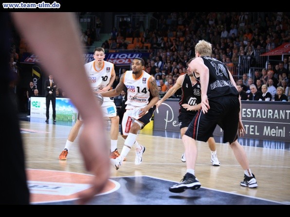 ratiopharm Ulm gegen Quakenbr&uuml;ck @ Ratiopharm Arena - Bild 61