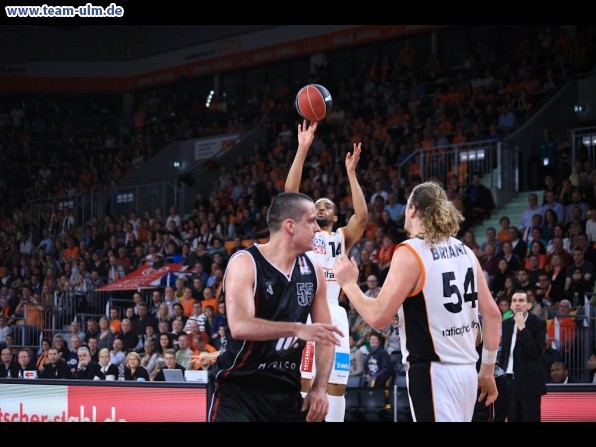 ratiopharm Ulm gegen Quakenbr&uuml;ck @ Ratiopharm Arena - Bild 70