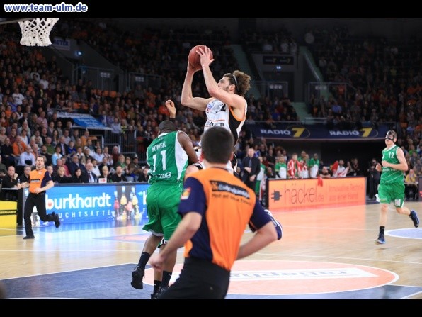 ratiopharm Ulm gegen Trier @ Ratiopharm Arena - Bild 21