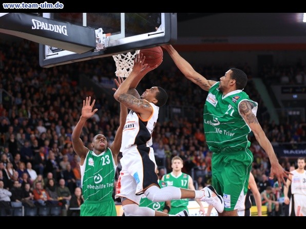 ratiopharm Ulm gegen Trier @ Ratiopharm Arena - Bild 22
