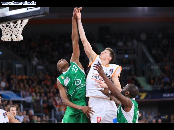 ratiopharm Ulm gegen Trier @ Ratiopharm Arena - Bild 25