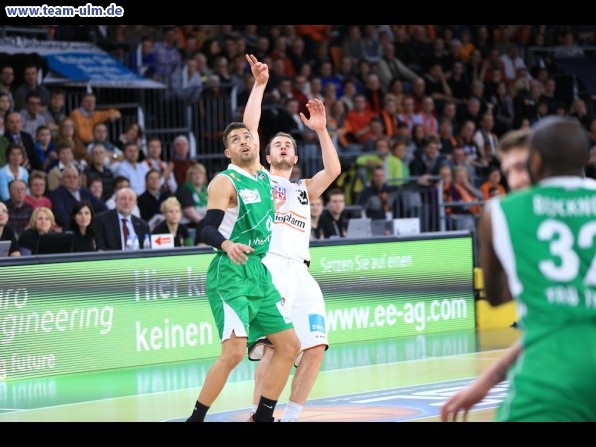 ratiopharm Ulm gegen Trier @ Ratiopharm Arena - Bild 27