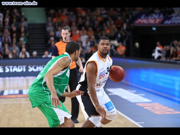 ratiopharm Ulm gegen Trier @ Ratiopharm Arena - Bild 35