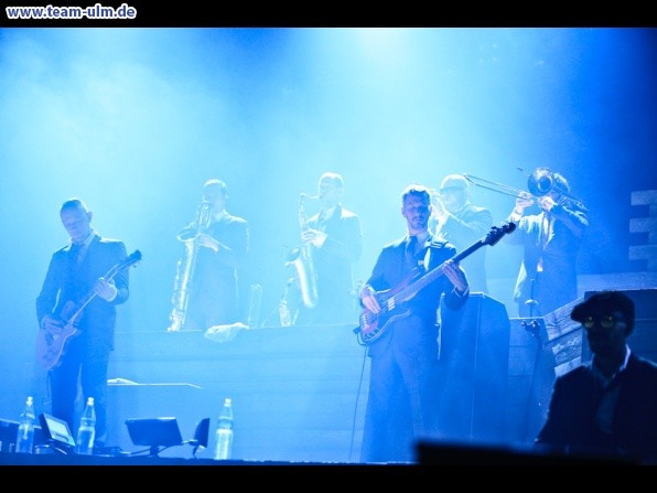 Seeed @ Ratiopharm Arena - Bild 15