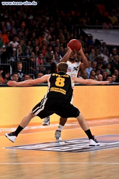 ratiopharm Ulm gegen Ludwigsburg @ Ratiopharm Arena - Bild 66
