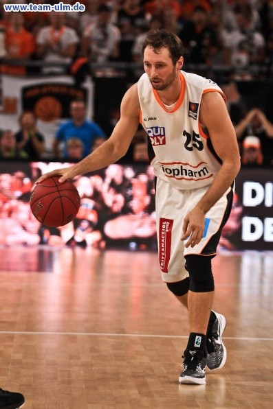ratiopharm Ulm gegen Ludwigsburg @ Ratiopharm Arena - Bild 75