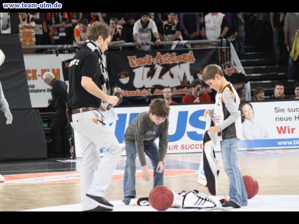 Ulm gegen Giessen @ Ratiopharm Arena - Bild 23