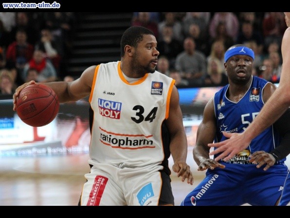 ratiopharm Ulm gegen Frankfurt @ Ratiopharm Arena - Bild 18