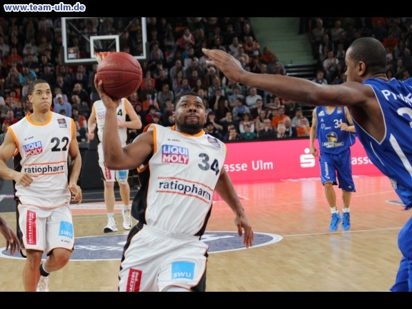 ratiopharm Ulm gegen Frankfurt @ Ratiopharm Arena - Bild 24
