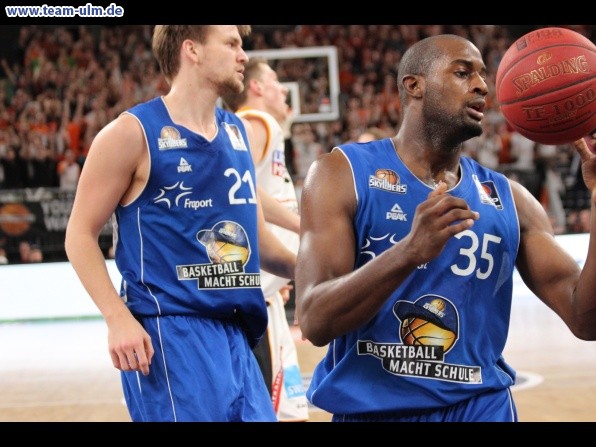 ratiopharm Ulm gegen Frankfurt @ Ratiopharm Arena - Bild 41