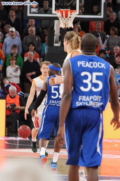 ratiopharm Ulm gegen Frankfurt @ Ratiopharm Arena - Bild 5