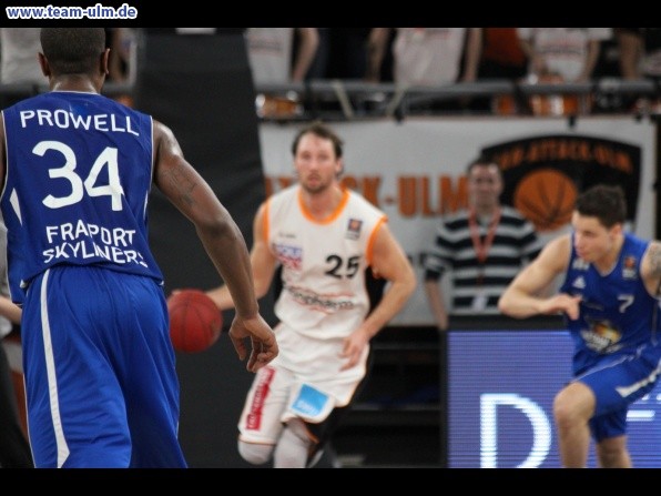 ratiopharm Ulm gegen Frankfurt @ Ratiopharm Arena - Bild 72