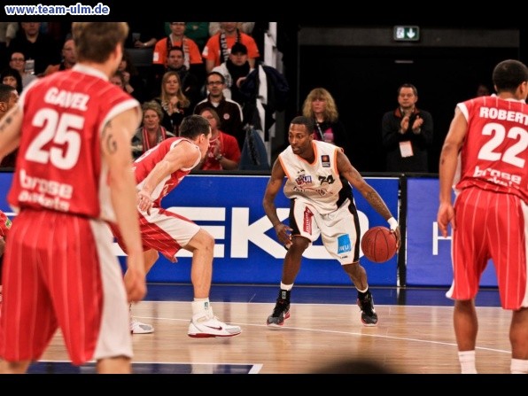 Ulm gegen Bamberg @ Ratiopharm Arena - Bild 43