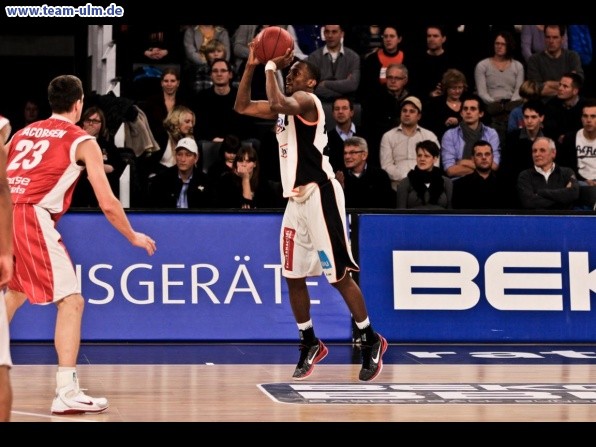 Ulm gegen Bamberg @ Ratiopharm Arena - Bild 44