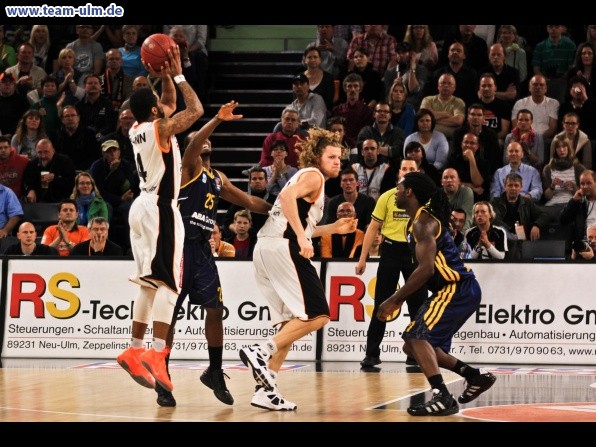 ratiopharm Ulm gegen Alba Berlin @ Ratiopharm Arena - Bild 14