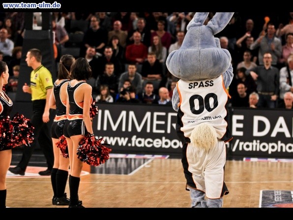 ratiopharm Ulm gegen Alba Berlin @ Ratiopharm Arena - Bild 16