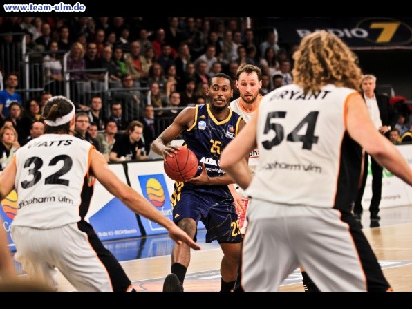 ratiopharm Ulm gegen Alba Berlin @ Ratiopharm Arena - Bild 18