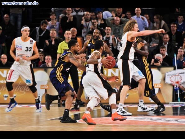 ratiopharm Ulm gegen Alba Berlin @ Ratiopharm Arena - Bild 19