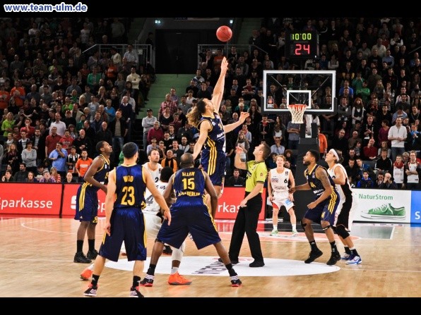 ratiopharm Ulm gegen Alba Berlin @ Ratiopharm Arena - Bild 2