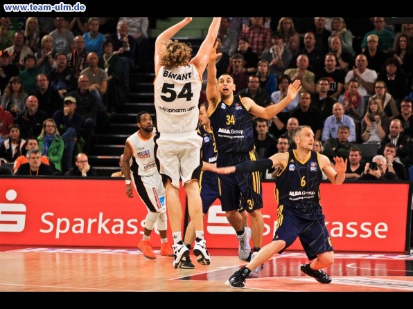 ratiopharm Ulm gegen Alba Berlin @ Ratiopharm Arena - Bild 33