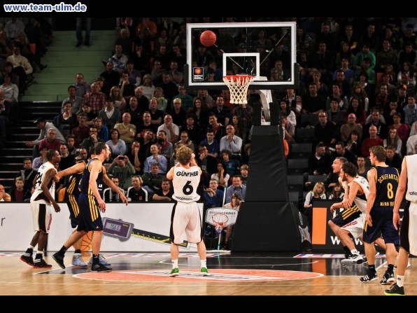 ratiopharm Ulm gegen Alba Berlin @ Ratiopharm Arena - Bild 38