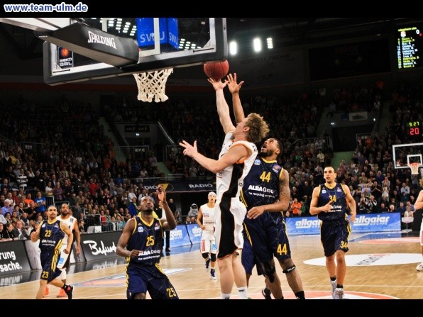 ratiopharm Ulm gegen Alba Berlin @ Ratiopharm Arena - Bild 4