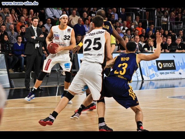 ratiopharm Ulm gegen Alba Berlin @ Ratiopharm Arena - Bild 5