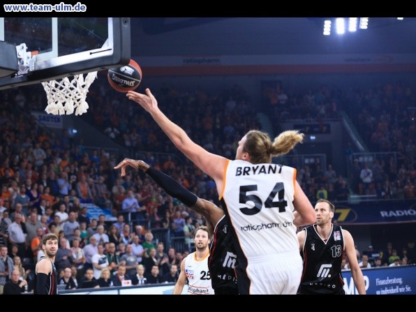 ratiopharm Ulm gegen Quakenbr&uuml;ck @ Ratiopharm Arena - Bild 12