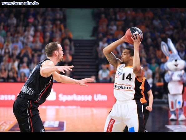 ratiopharm Ulm gegen Quakenbr&uuml;ck @ Ratiopharm Arena - Bild 18
