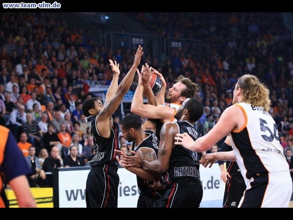 ratiopharm Ulm gegen Quakenbr&uuml;ck @ Ratiopharm Arena - Bild 19
