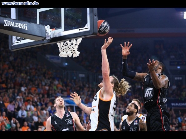ratiopharm Ulm gegen Quakenbr&uuml;ck @ Ratiopharm Arena - Bild 21