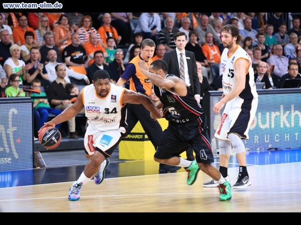 ratiopharm Ulm gegen Quakenbr&uuml;ck @ Ratiopharm Arena - Bild 45