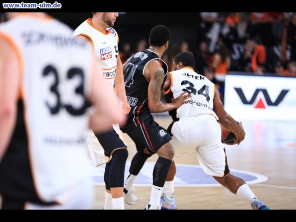 ratiopharm Ulm gegen Quakenbr&uuml;ck @ Ratiopharm Arena - Bild 62