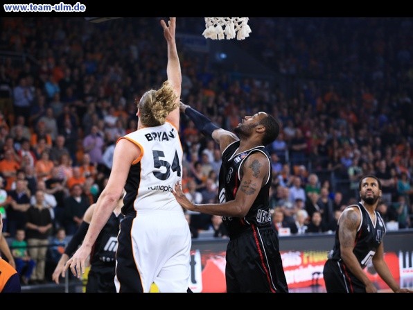 ratiopharm Ulm gegen Quakenbr&uuml;ck @ Ratiopharm Arena - Bild 9