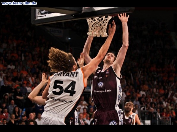 Ulm gegen Braunschweig PlayOff Viertelfinale #3 @ Ratiopharm Arena - Bild 27