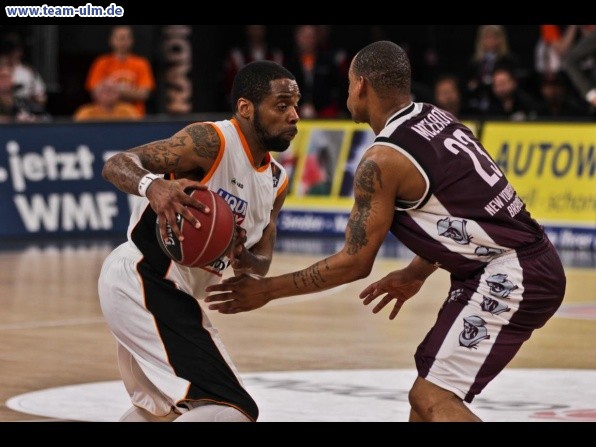Ulm gegen Braunschweig PlayOff Viertelfinale #3 @ Ratiopharm Arena - Bild 39