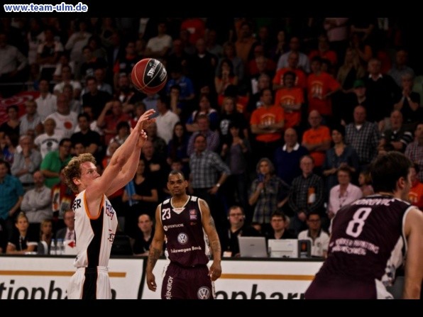Ulm gegen Braunschweig PlayOff Viertelfinale #3 @ Ratiopharm Arena - Bild 40