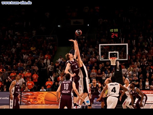 Ulm gegen Braunschweig PlayOff Viertelfinale #3 @ Ratiopharm Arena - Bild 8