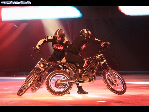 Holiday on Ice - Speed @ Ratiopharm Arena - Bild 44