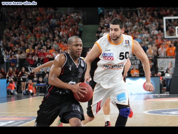 ratiopharm Ulm gegen Quakenbr&uuml;ck @ Ratiopharm Arena - Bild 35