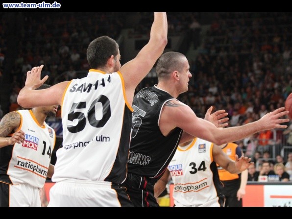 ratiopharm Ulm gegen Quakenbr&uuml;ck @ Ratiopharm Arena - Bild 37