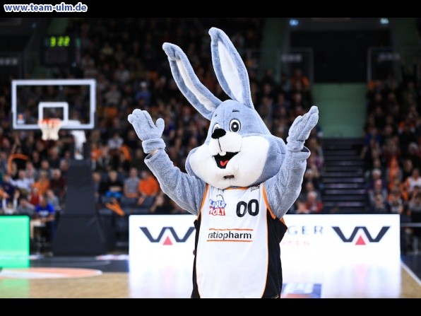 ratiopharm Ulm gegen Bremerhaven @ Ratiopharm Arena - Bild 17
