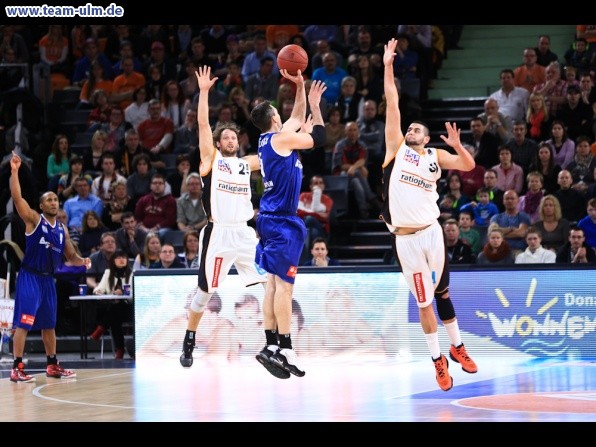 ratiopharm Ulm gegen Bremerhaven @ Ratiopharm Arena - Bild 35