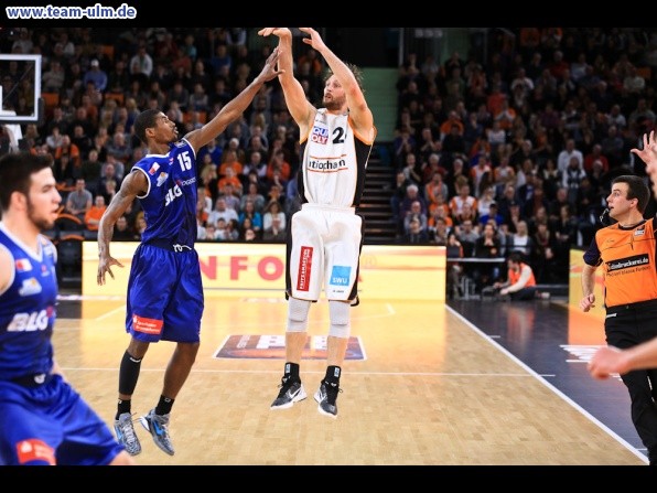 ratiopharm Ulm gegen Bremerhaven @ Ratiopharm Arena - Bild 43